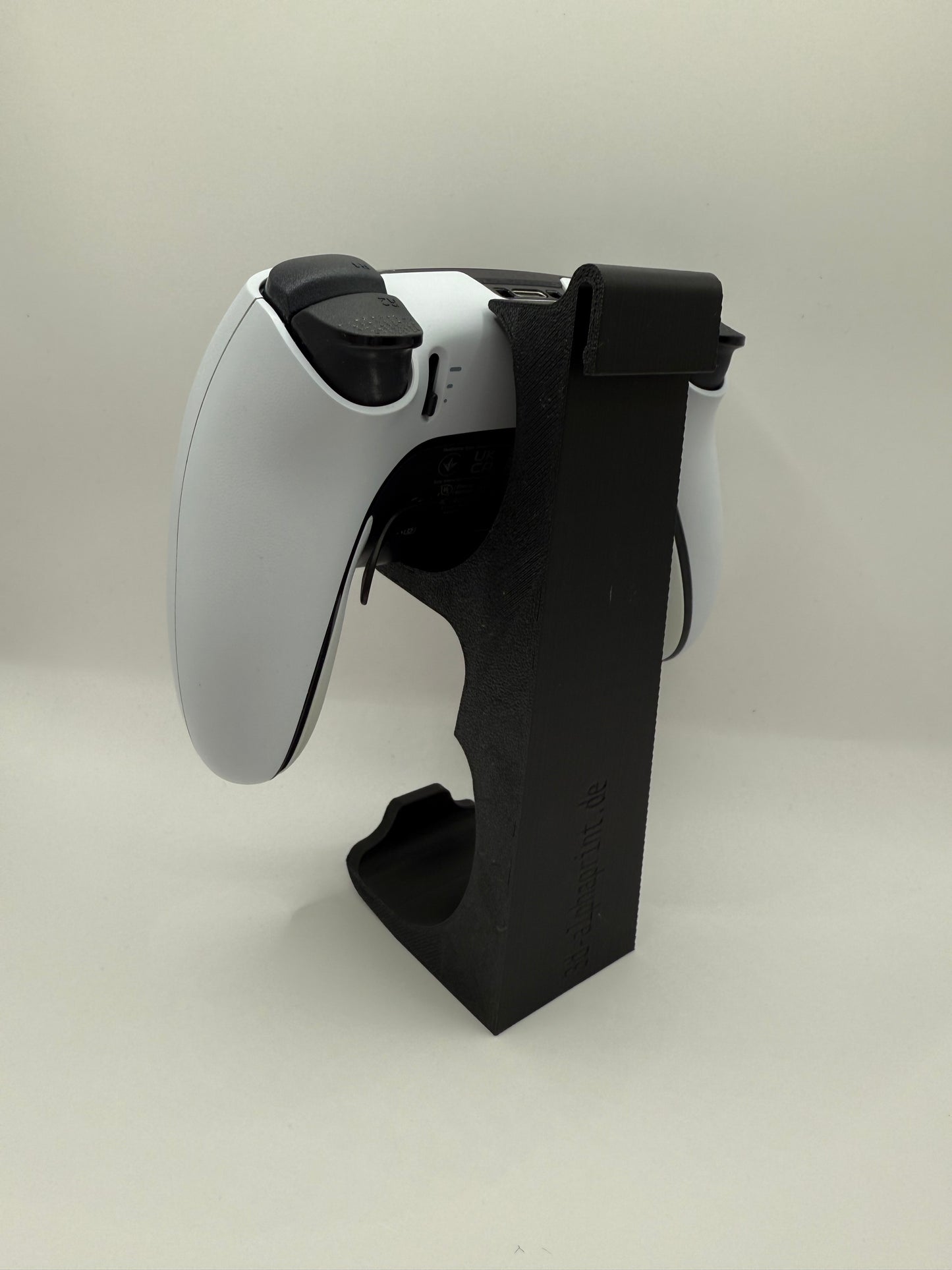 Controller-Halter Hangman